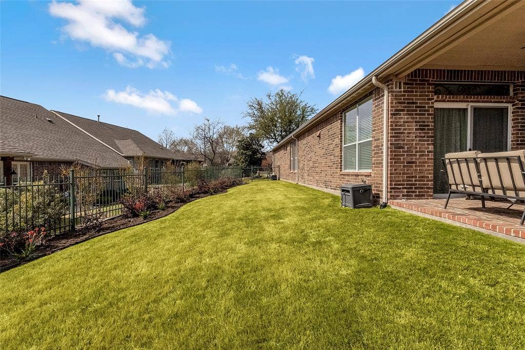 153 Byron Nelson Court, Frisco, TX 75036 Side yard