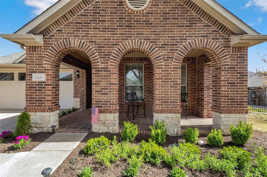 153 Byron Nelson Court, Frisco, TX 75036 Huge front porch