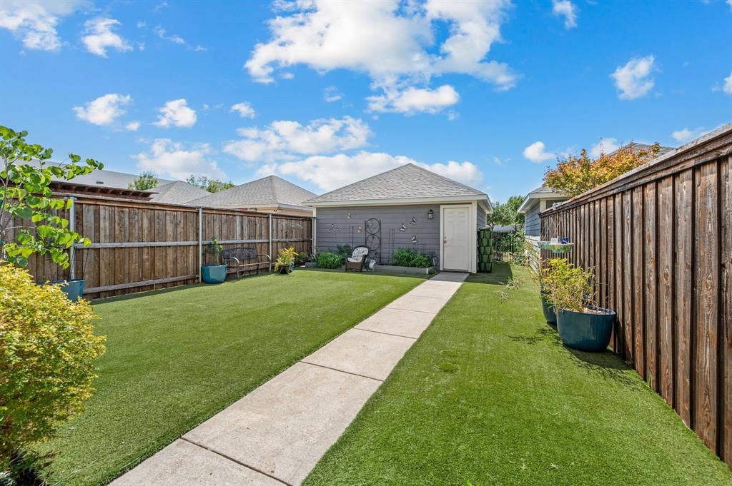 737 Hammond Street, Coppell, TX 75019 737 Hammond Street, Coppell, TX 75019