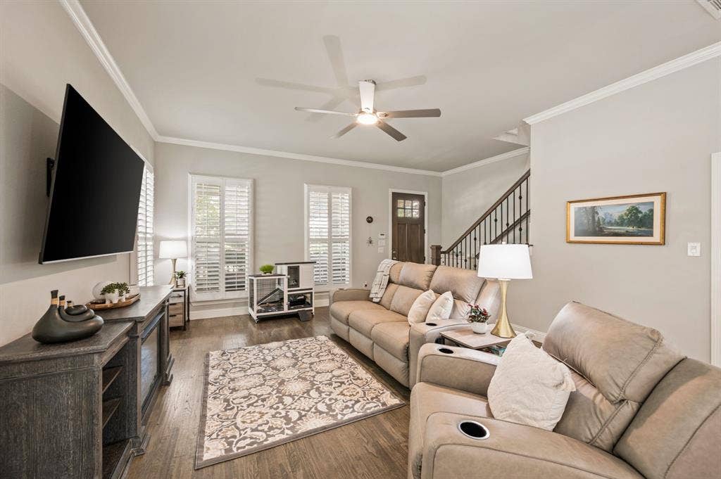 737 Hammond Street, Coppell, TX 75019 737 Hammond Street, Coppell, TX 75019