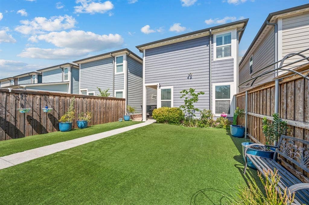 737 Hammond Street, Coppell, TX 75019 737 Hammond Street, Coppell, TX 75019