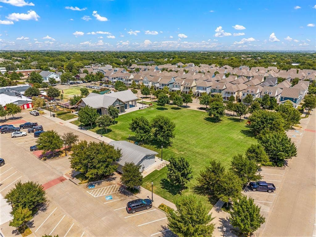 737 Hammond Street, Coppell, TX 75019 737 Hammond Street, Coppell, TX 75019