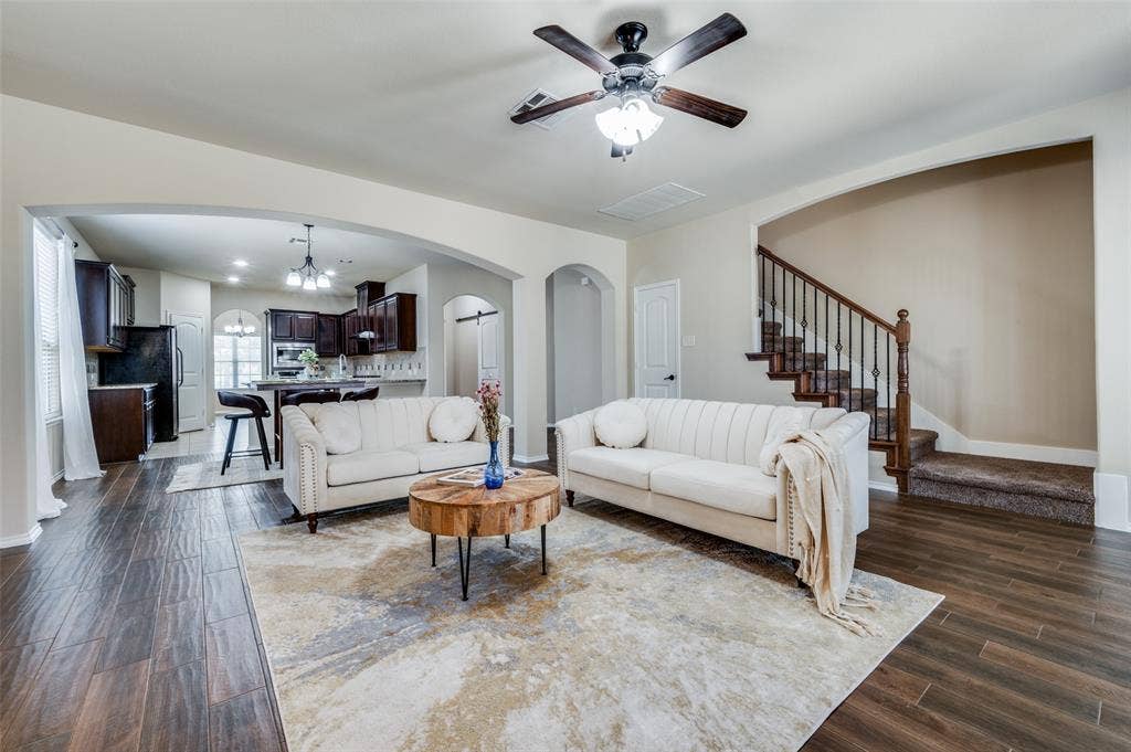 200 Mount Olive Avenue, McKinney, TX 75072 200 Mount Olive Avenue, McKinney, TX 75072