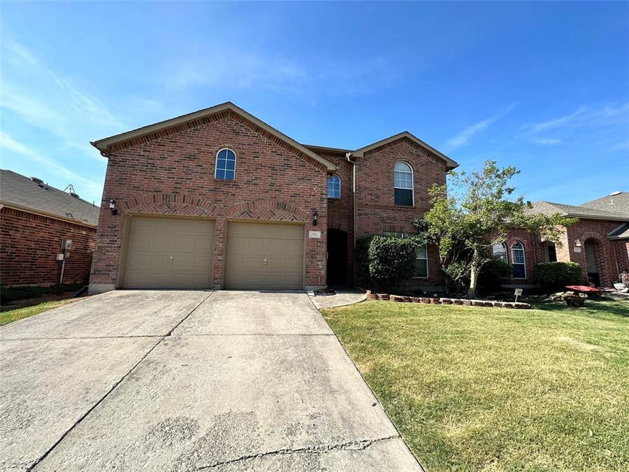Property photo for 2013 Helmoken Falls Drive, Anna, TX