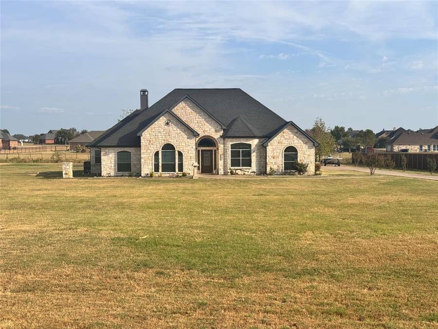 Property photo for 3177 Belmont Lane, Terrell, TX