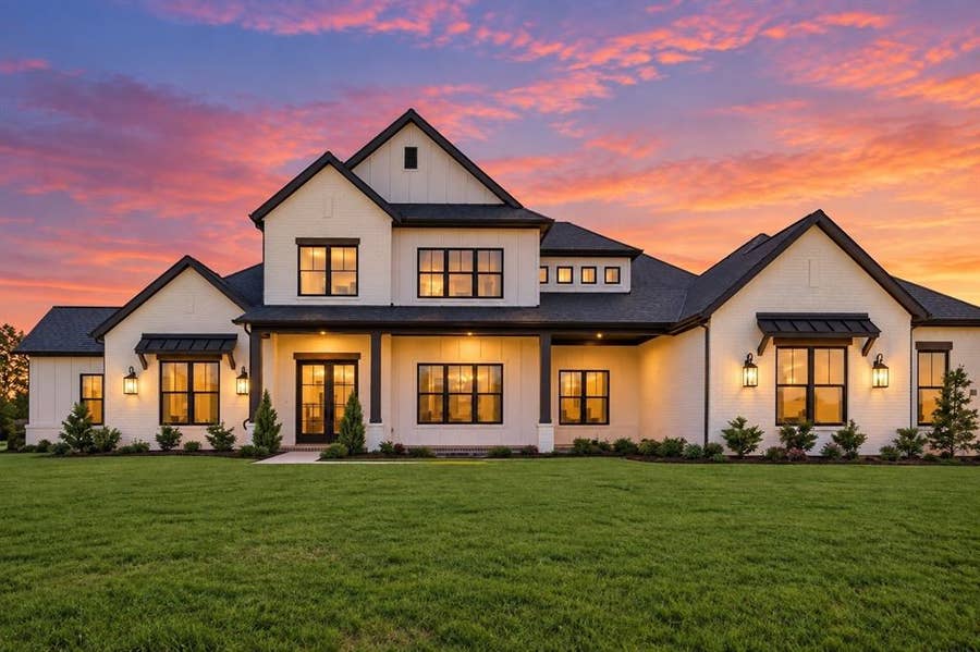 Property photo for 940 Healey Drive, Fairview, TX