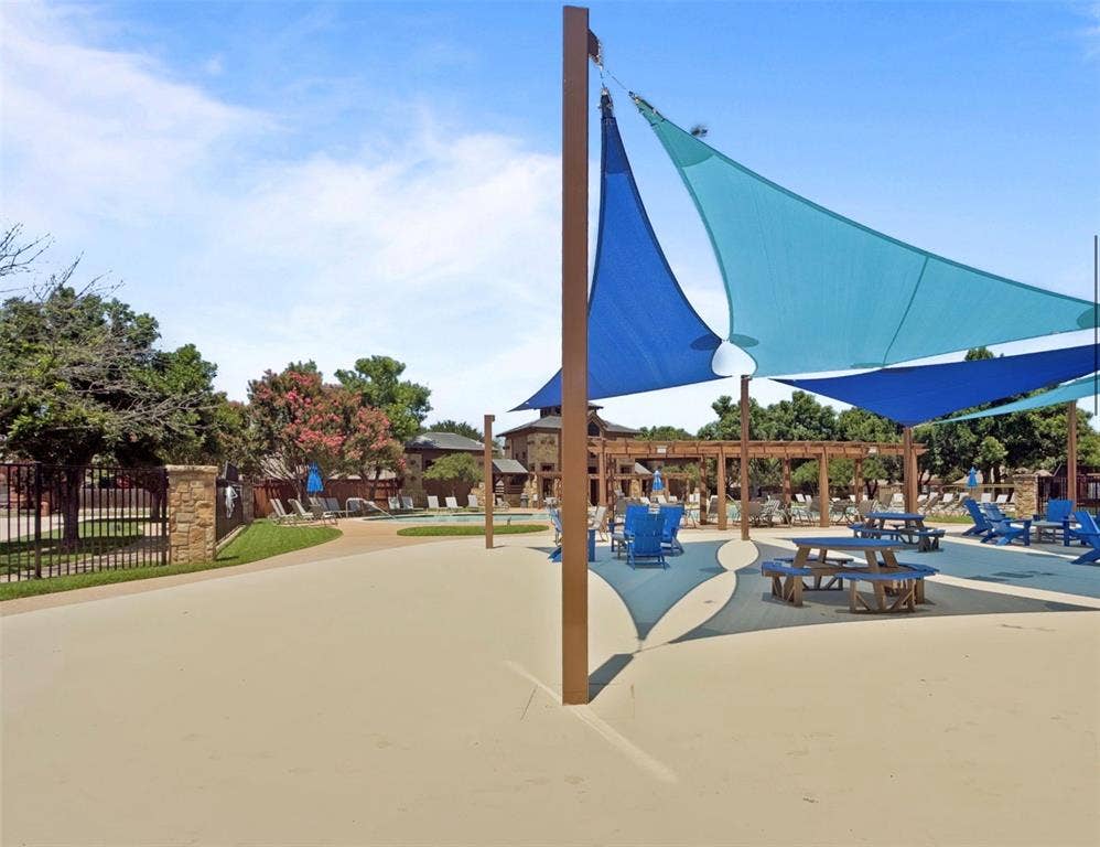 8600 La Quinta Lane, McKinney, TX 75070 8600 La Quinta Lane, McKinney, TX 75070