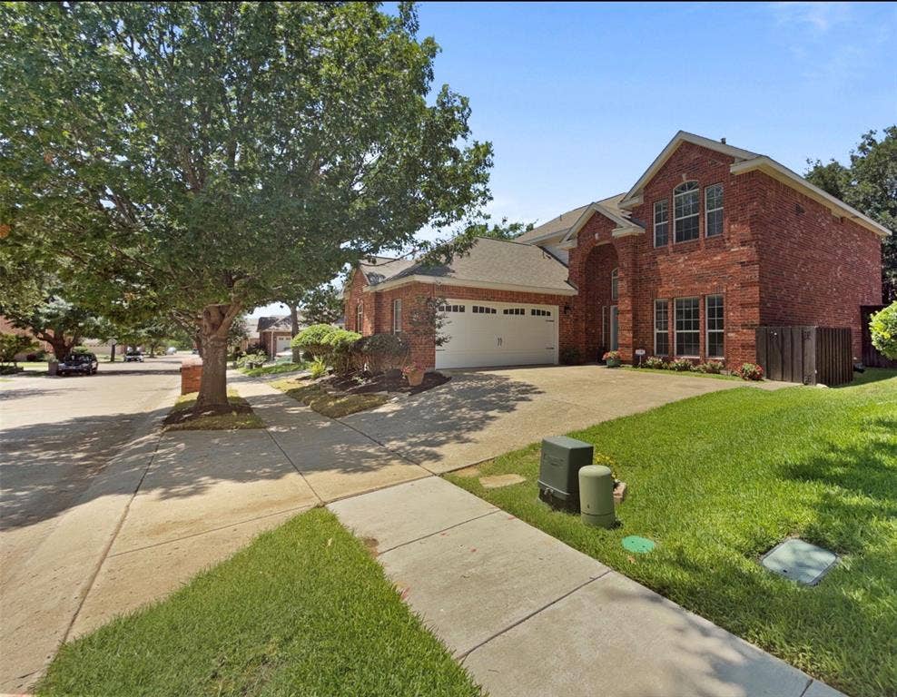 8600 La Quinta Lane, McKinney, TX 75070 8600 La Quinta Lane, McKinney, TX 75070