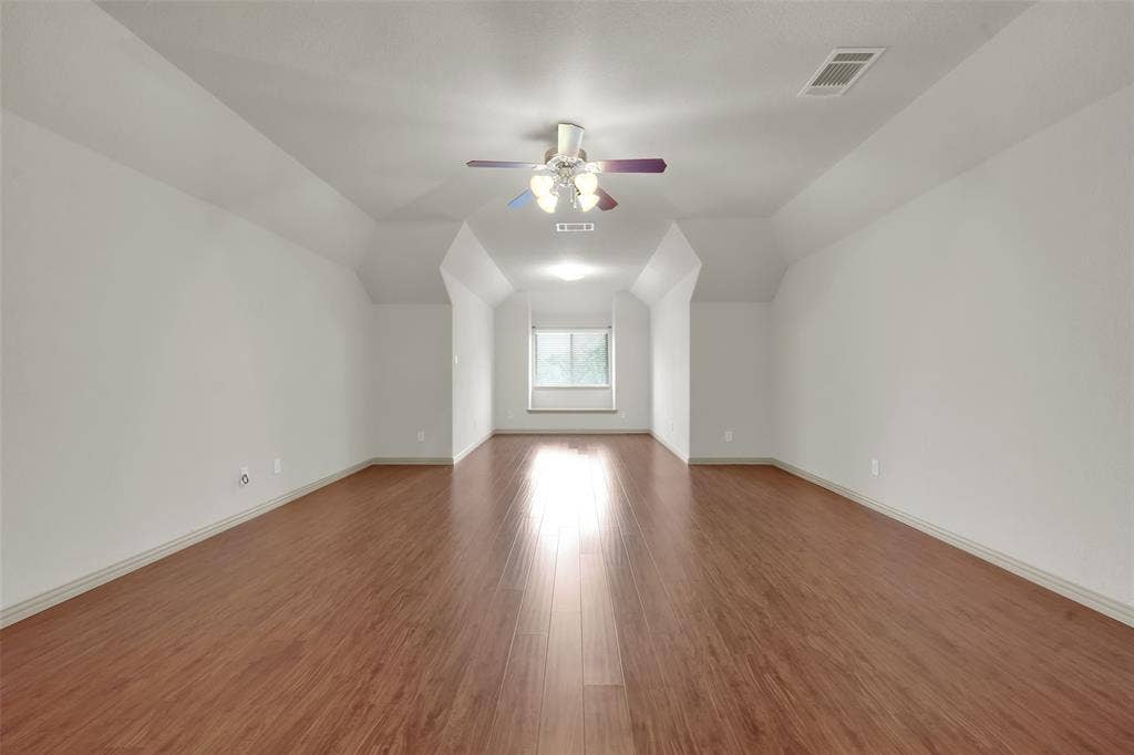 336 Gotland Drive, Grand Prairie, TX 75052 336 Gotland Drive, Grand Prairie, TX 75052