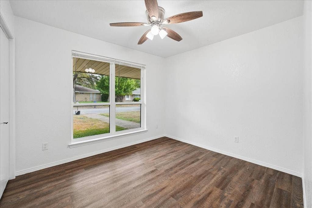 236 Charles Street, DeSoto, TX 75115 236 Charles Street, DeSoto, TX 75115