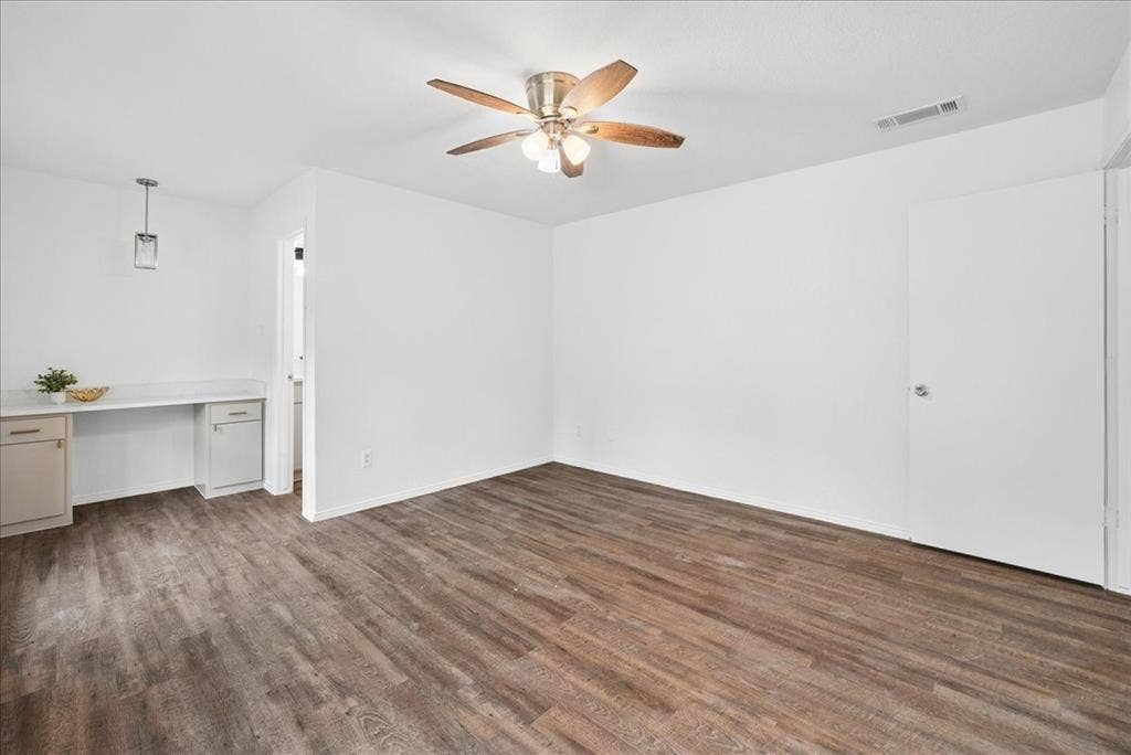 236 Charles Street, DeSoto, TX 75115 236 Charles Street, DeSoto, TX 75115