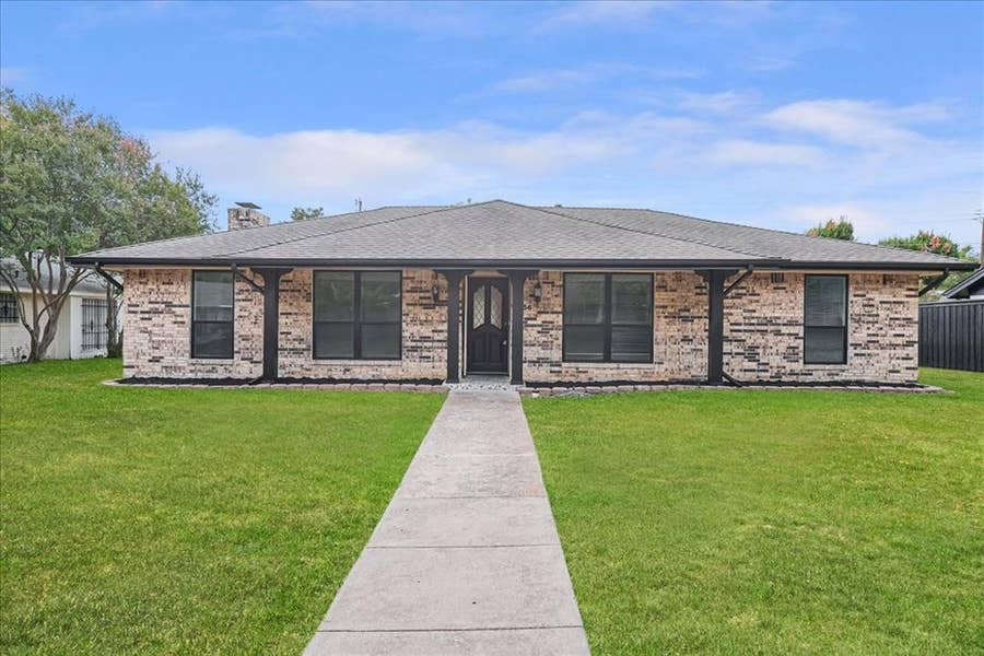 Property photo for 236 Charles Street, DeSoto, TX