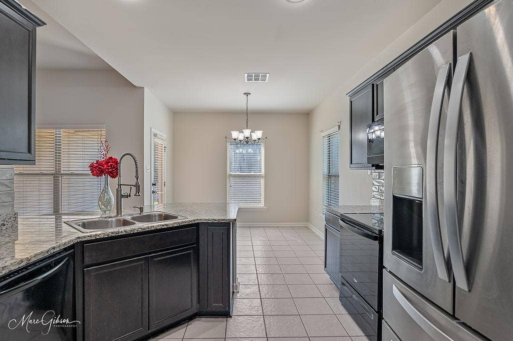 1733 S Reunion Drive, Shreveport, LA 71118 1733 S Reunion Drive, Shreveport, LA 71118
