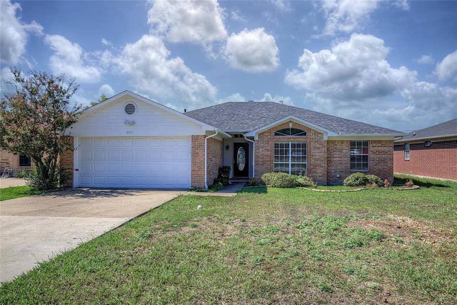 Property photo for 6910 Sayle Street, Greenville, TX