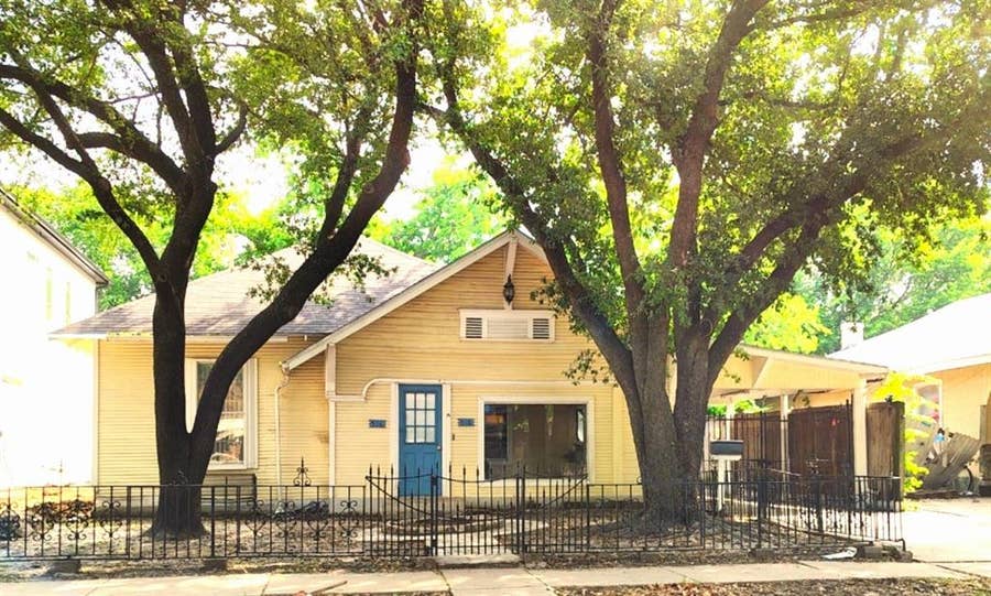 Property photo for 516 & 518 S Glasgow Drive, Dallas, TX