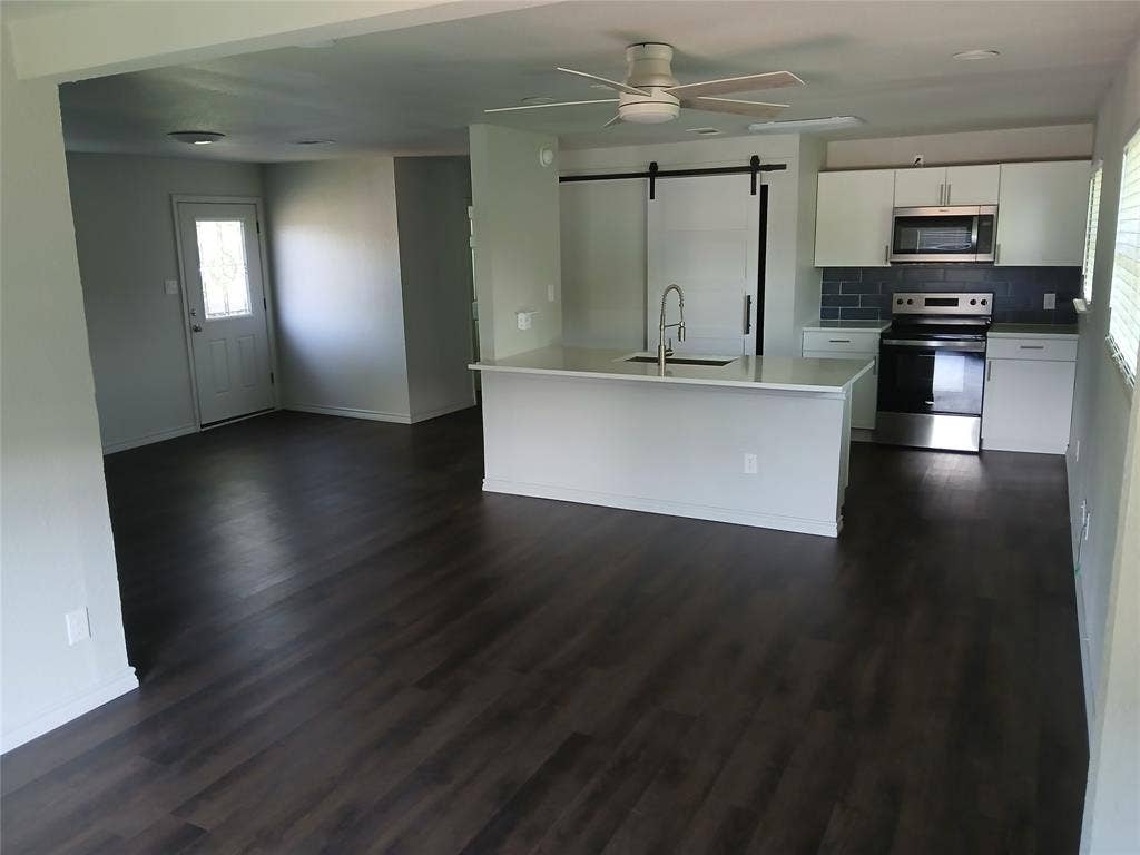 242 AUTUMN WOOD Trail, Gun Barrel City, TX 75156 242 AUTUMN WOOD Trail, Gun Barrel City, TX 75156