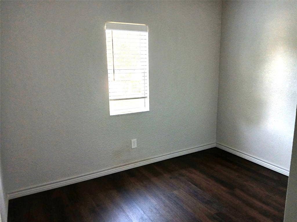 242 AUTUMN WOOD Trail, Gun Barrel City, TX 75156 242 AUTUMN WOOD Trail, Gun Barrel City, TX 75156
