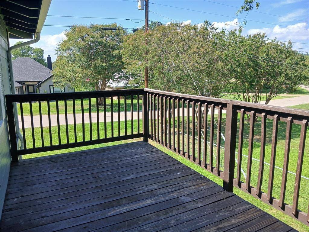 242 AUTUMN WOOD Trail, Gun Barrel City, TX 75156 242 AUTUMN WOOD Trail, Gun Barrel City, TX 75156