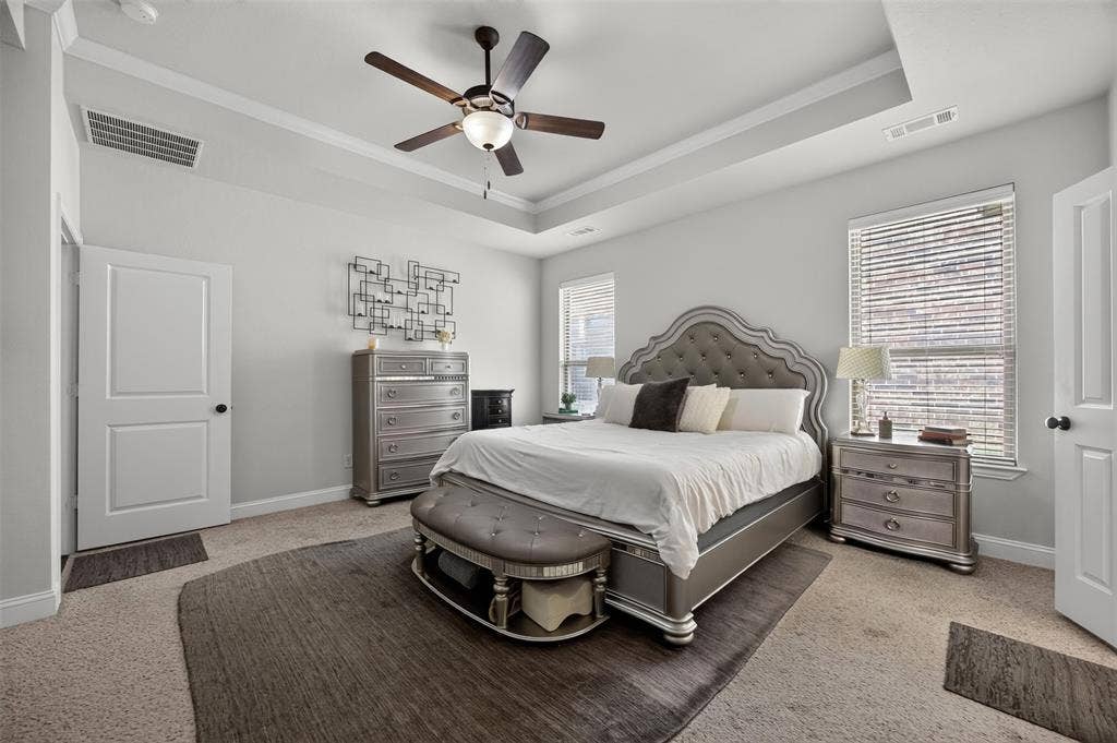 108 Crystal Creek Drive, Red Oak, TX 75154