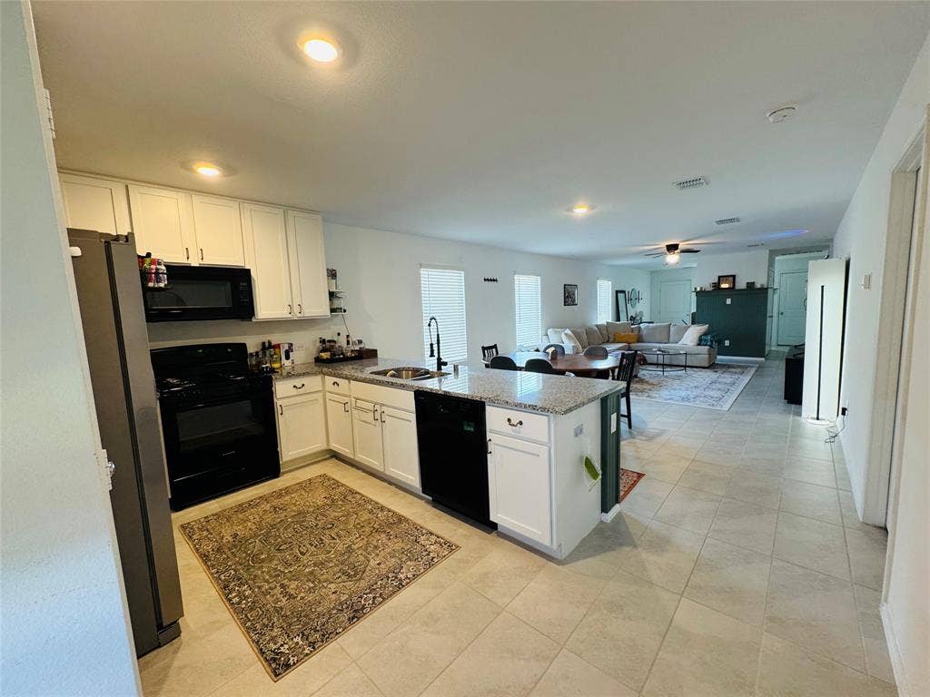 1734 Horizons Hill, Crandall, TX 75114