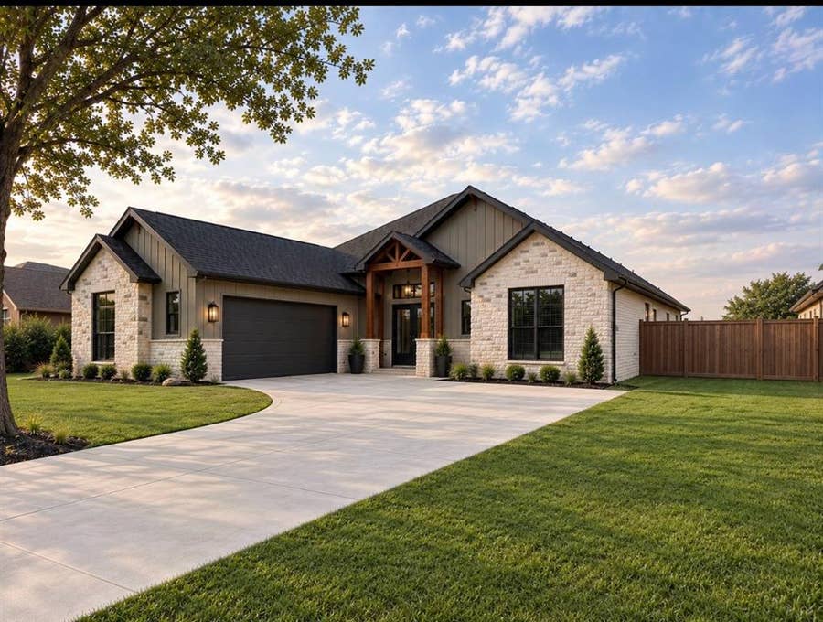 Property photo for 10004 Stoneleigh Drive, Benbrook, TX