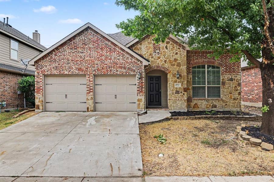 Property photo for 1733 Shoebill Drive, Little Elm, TX
