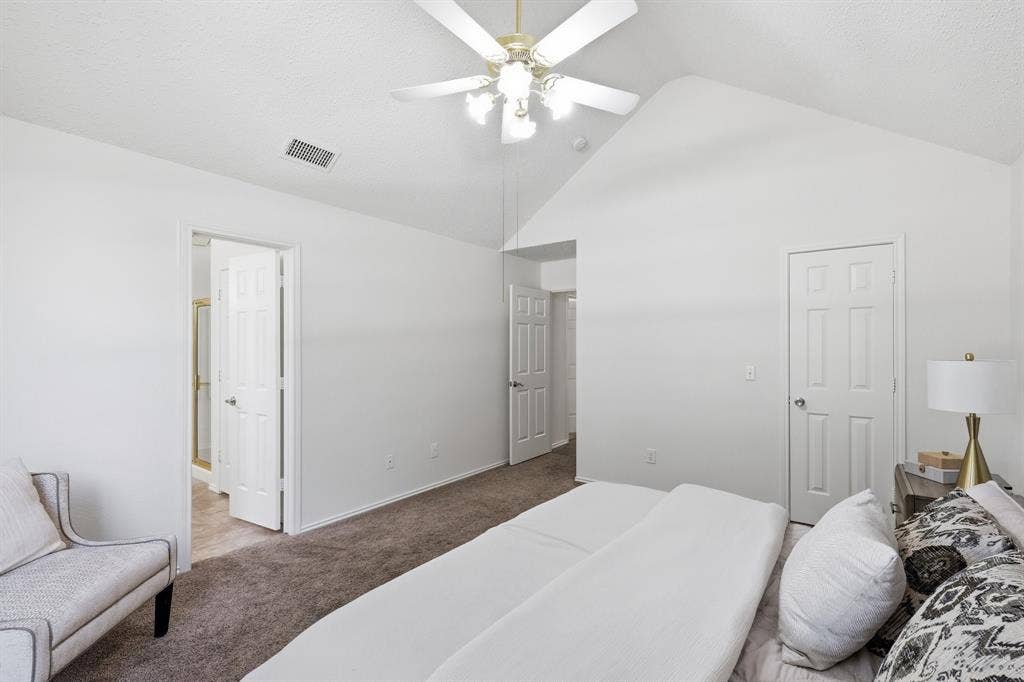 7641 King Arthur Road, Frisco, TX 75035 7641 King Arthur Road, Frisco, TX 75035