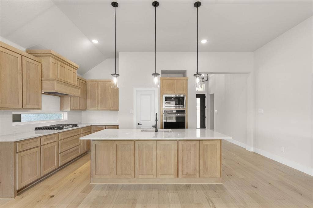 1633 Briarwood, Midlothian, TX 76065 1633 Briarwood-Kitchen-1