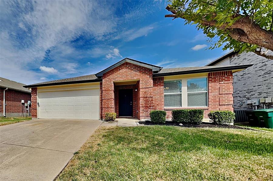 Property photo for 5313 Emmeryville Lane, Fort Worth, TX