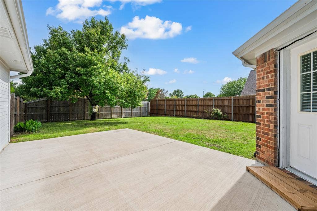 5608 Manchester Drive, Richardson, TX 75082