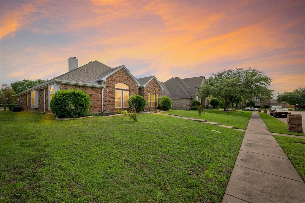5608 Manchester Drive, Richardson, TX 75082