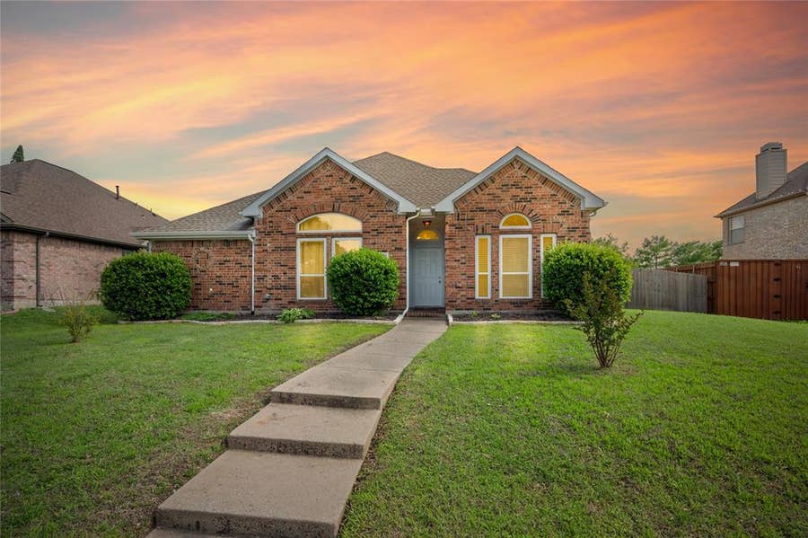 Property photo for 5608 Manchester Drive, Richardson, TX
