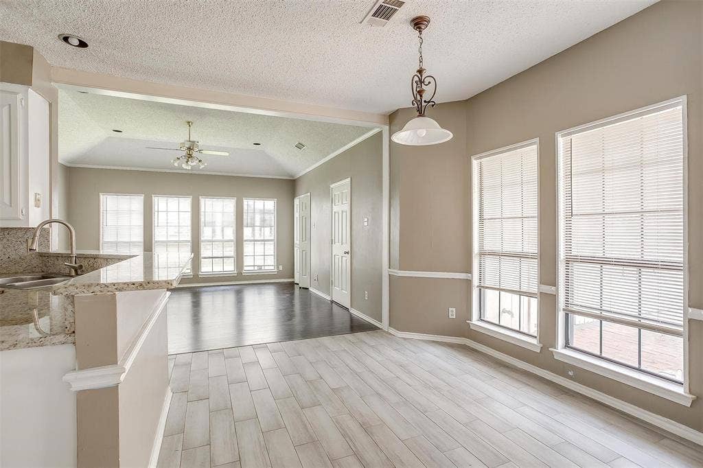 9017 Rodeo Drive, Irving, TX 75063 9017 Rodeo Drive, Irving, TX 75063