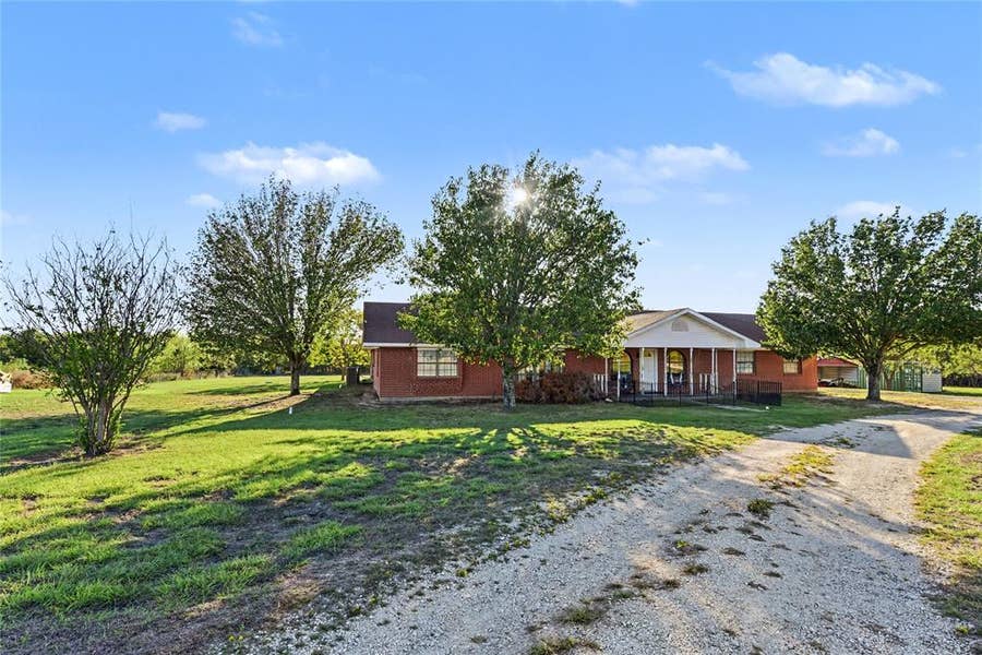 Property photo for 17723 County Road 322a, Terrell, TX