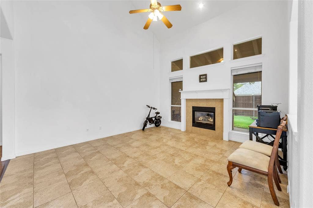 8305 Bartley Circle, Plano, TX 75025 8305 Bartley Circle, Plano, TX 75025