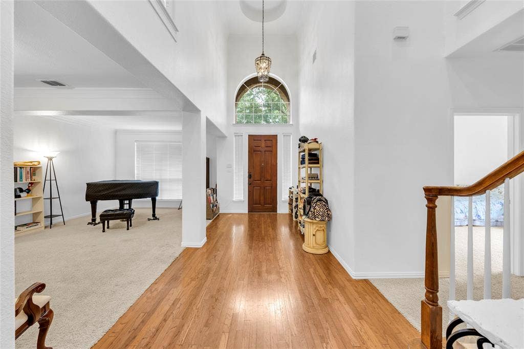 8305 Bartley Circle, Plano, TX 75025 8305 Bartley Circle, Plano, TX 75025
