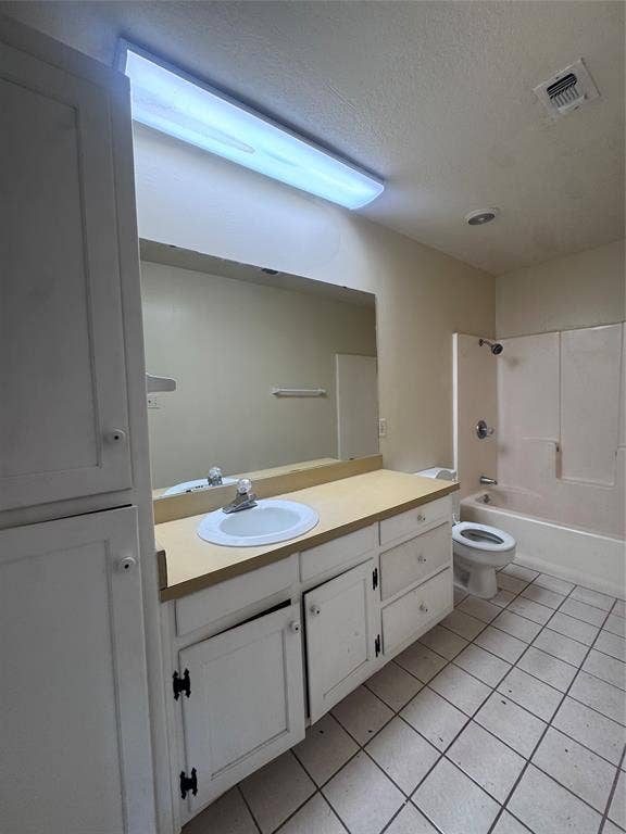 1107 Sierra Vista Drive, Granbury, TX 76048 1107 Sierra Vista Drive, Granbury, TX 76048