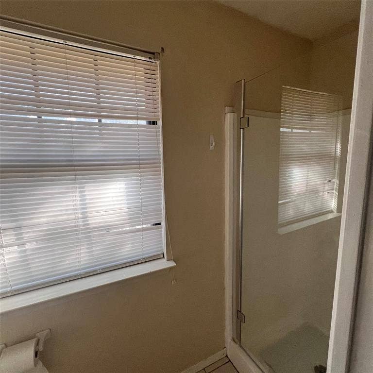 1107 Sierra Vista Drive, Granbury, TX 76048 1107 Sierra Vista Drive, Granbury, TX 76048