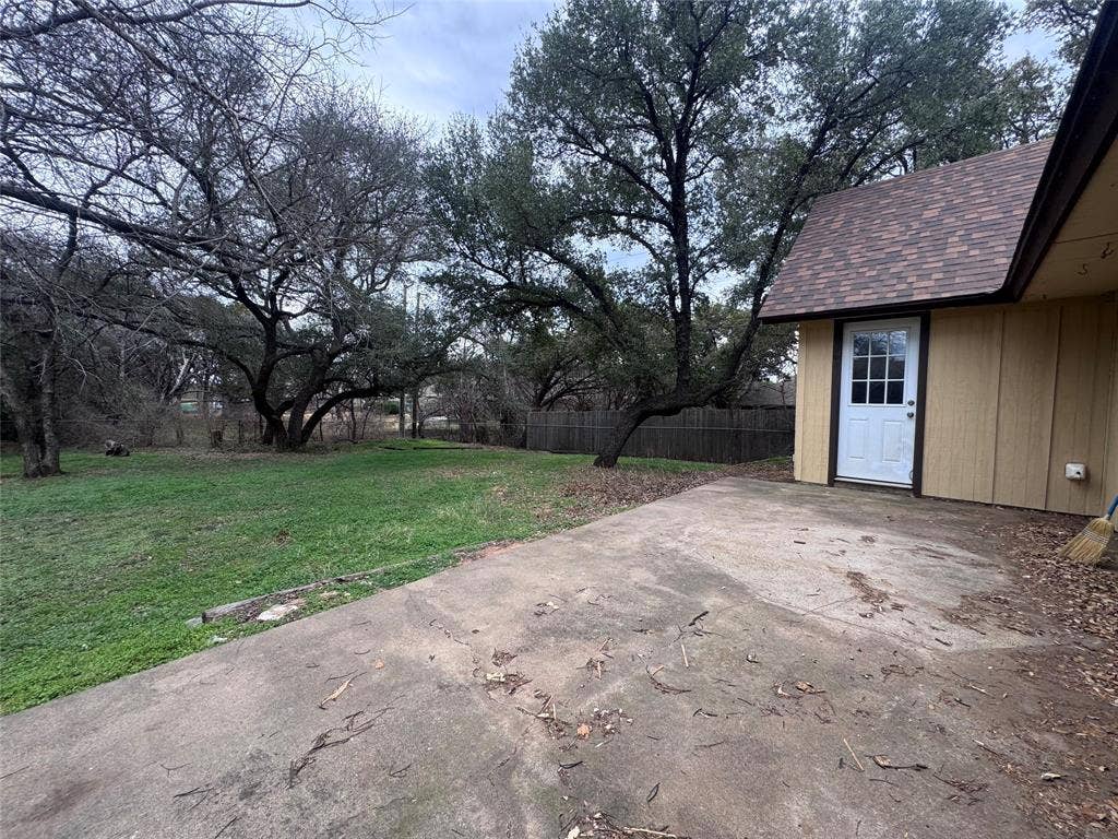 1107 Sierra Vista Drive, Granbury, TX 76048 1107 Sierra Vista Drive, Granbury, TX 76048