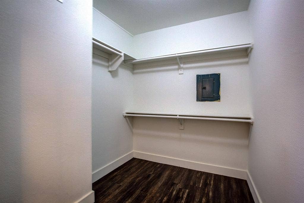 615 N Marsalis Avenue, #9, Dallas, TX 75203 615 N Marsalis Avenue, #9, Dallas, TX 75203