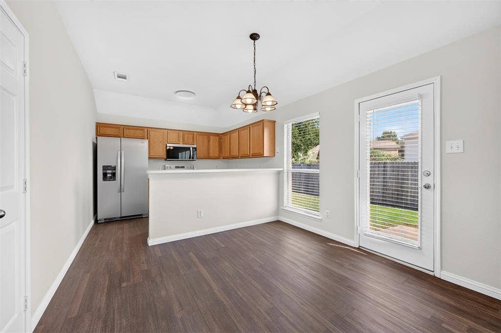 2724 Douglas Drive, McKinney, TX 75071 2724 Douglas Drive, McKinney, TX 75071