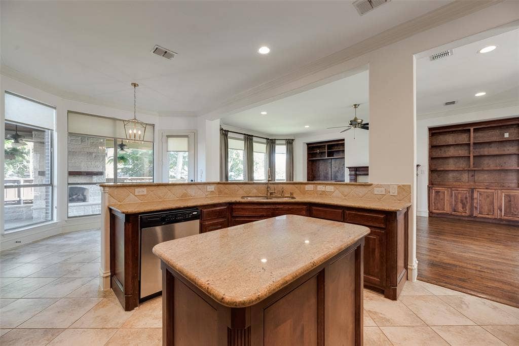 942 Redbird Lane, Allen, TX 75013 942 Redbird Lane, Allen, TX 75013