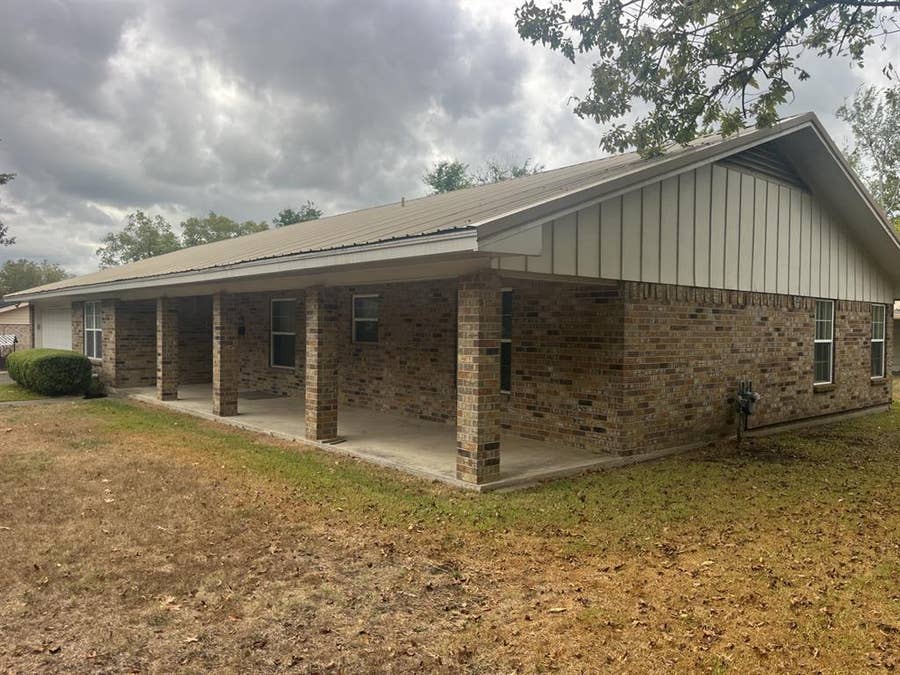 Property photo for 1402 Walnut, Clarksville, TX