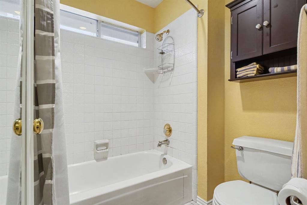1713 Endicott Drive, Plano, TX 75025 1713 Endicott Drive, Plano, TX 75025