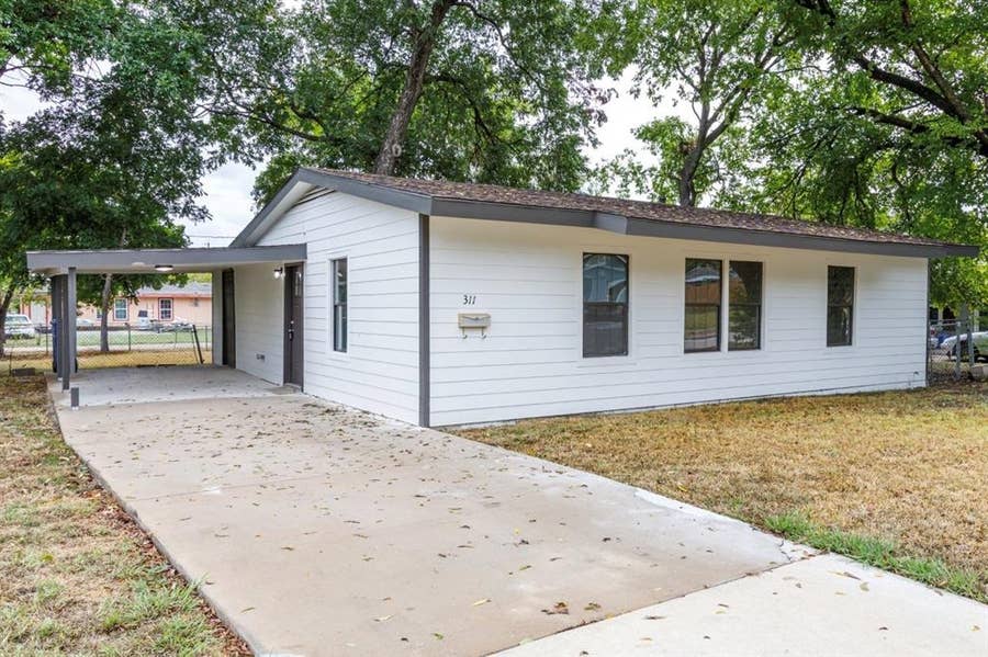 Property photo for 311 Glenfield Drive, Garland, TX