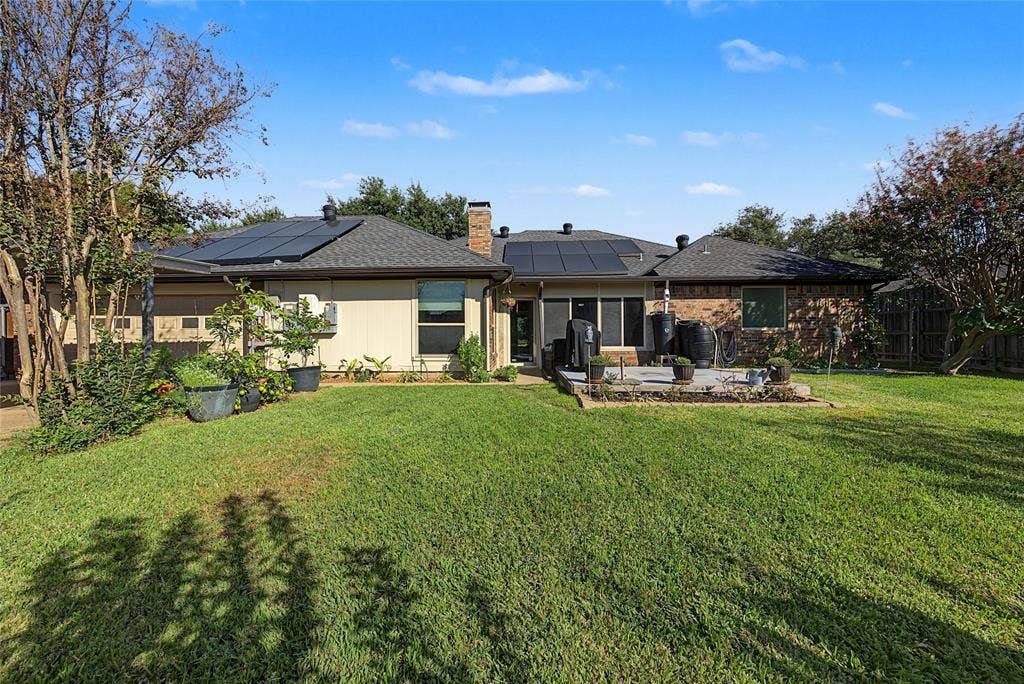 3928 Carrizo Drive, Plano, TX 75074 3928 Carrizo Drive, Plano, TX 75074