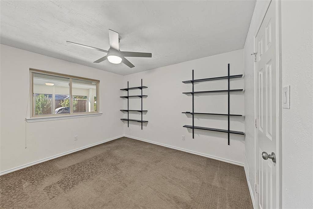 3928 Carrizo Drive, Plano, TX 75074 3928 Carrizo Drive, Plano, TX 75074