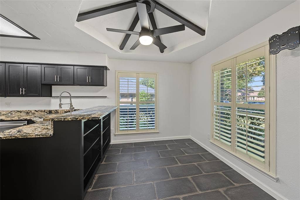 3928 Carrizo Drive, Plano, TX 75074 3928 Carrizo Drive, Plano, TX 75074