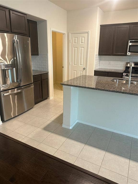 1813 6th Street, Argyle, TX 76226 1813 6th Street, Argyle, TX 76226