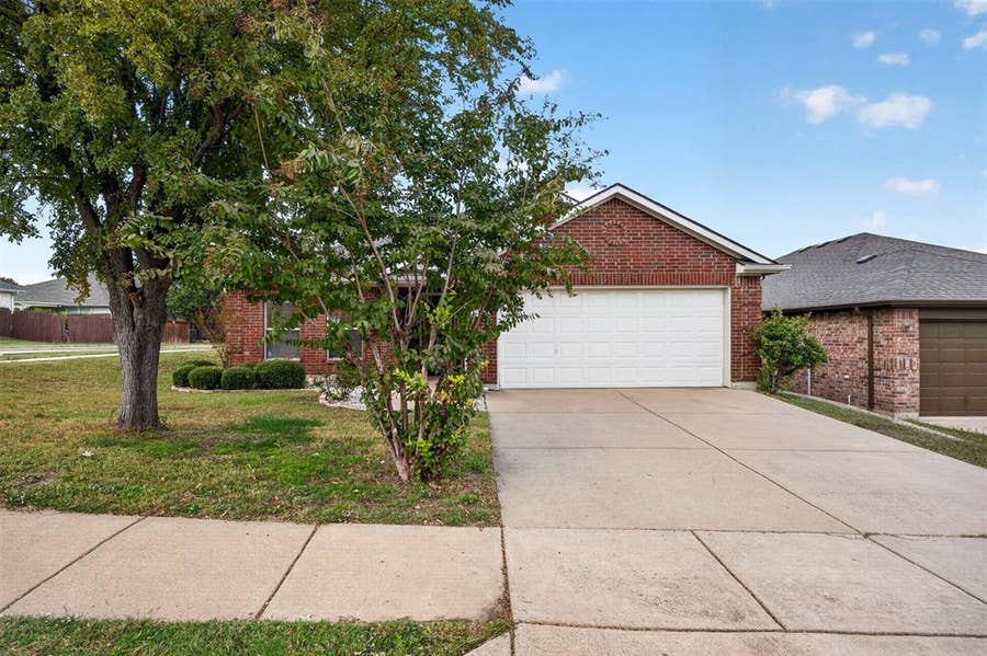 Property photo for 3801 Verde Drive, Fort Worth, TX